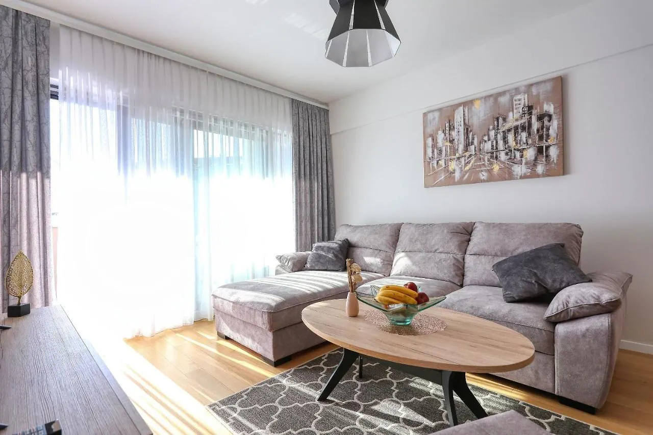 Apartments Perla With Free Parking Zadar 0*,