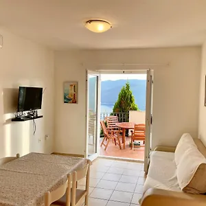 https://veronika-apartments.in-istria.net