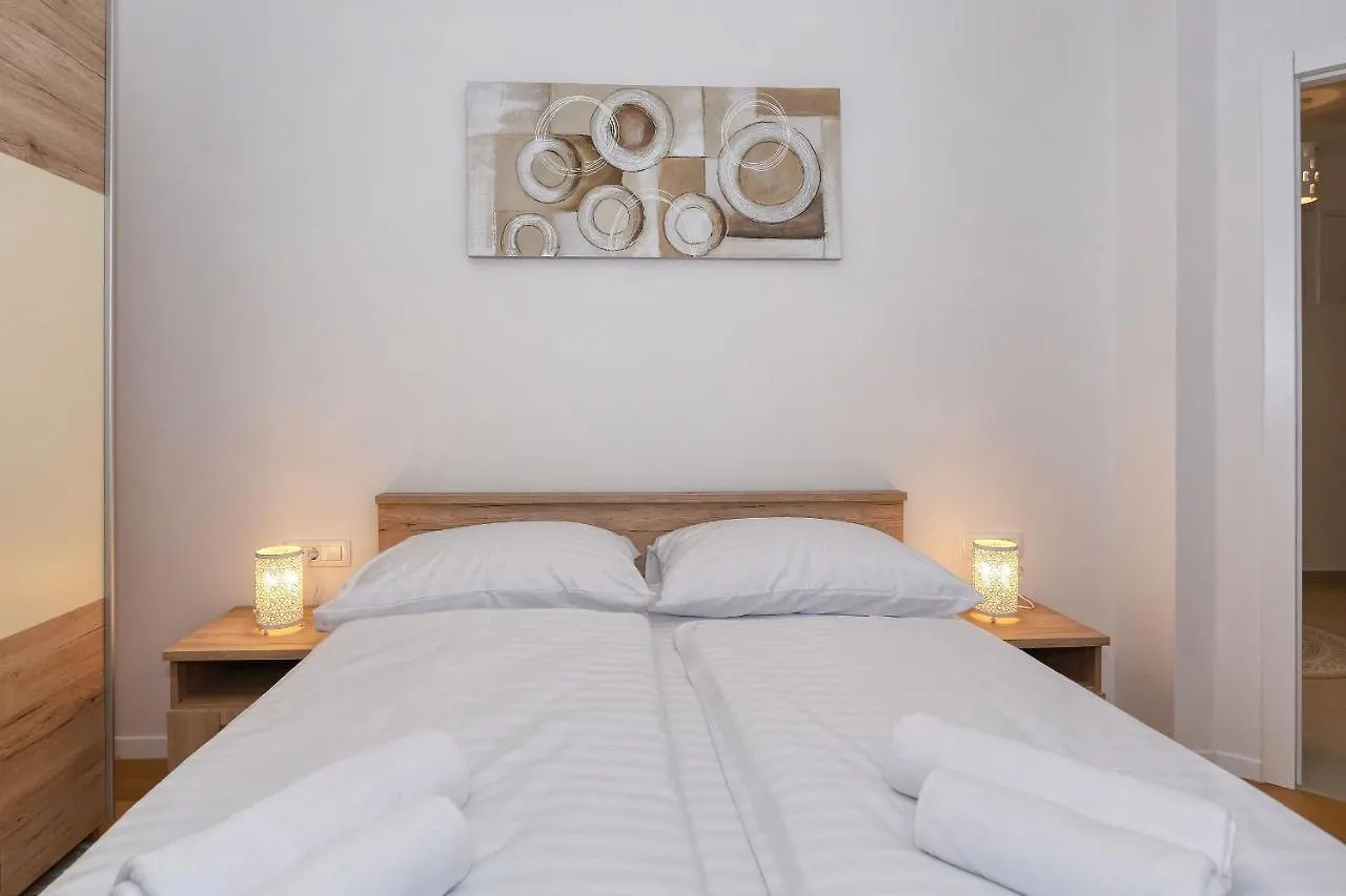 Apartments Perla With Free Parking Zadar