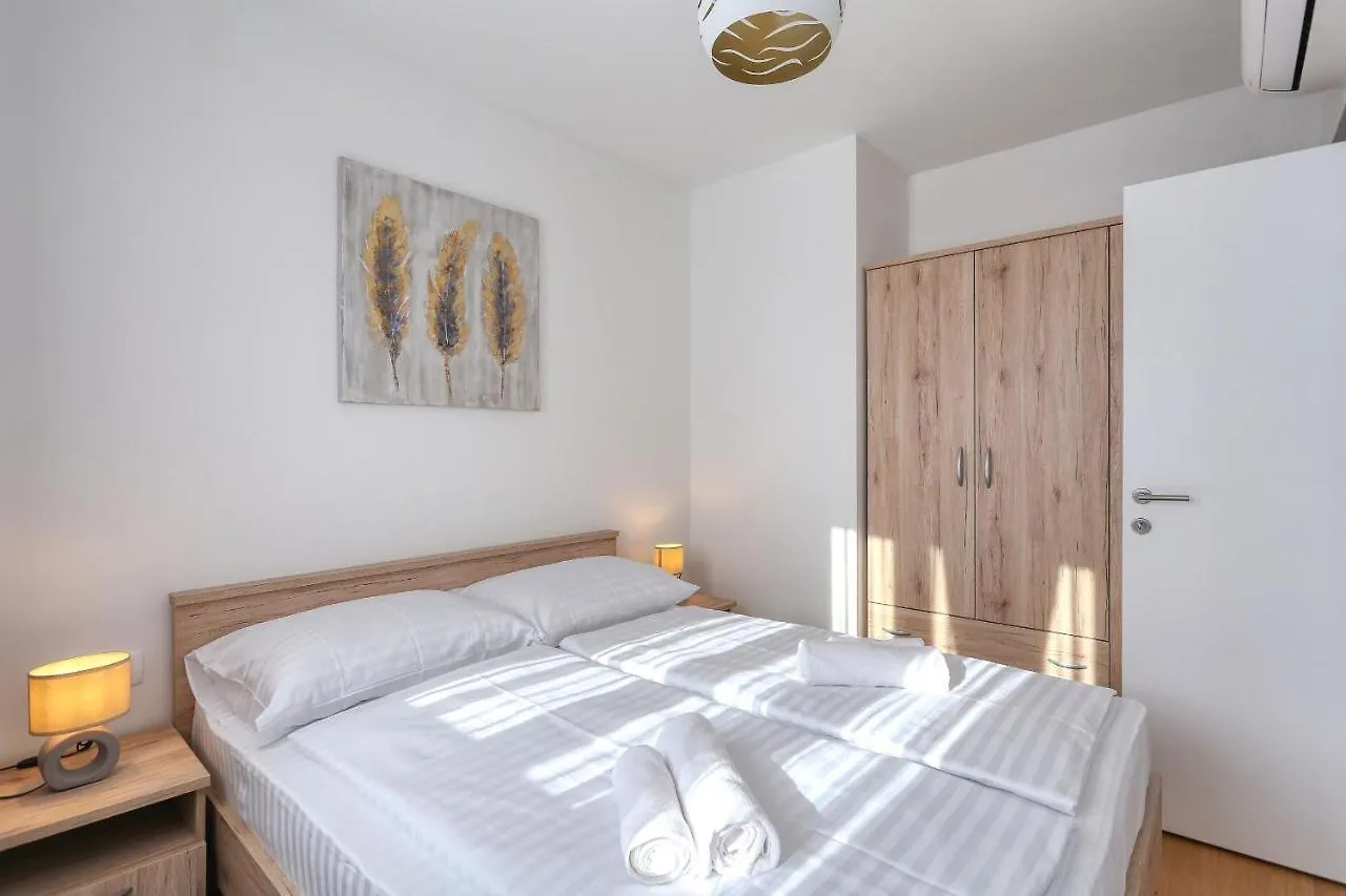 Apartments Perla With Free Parking Zadar Chorwacja