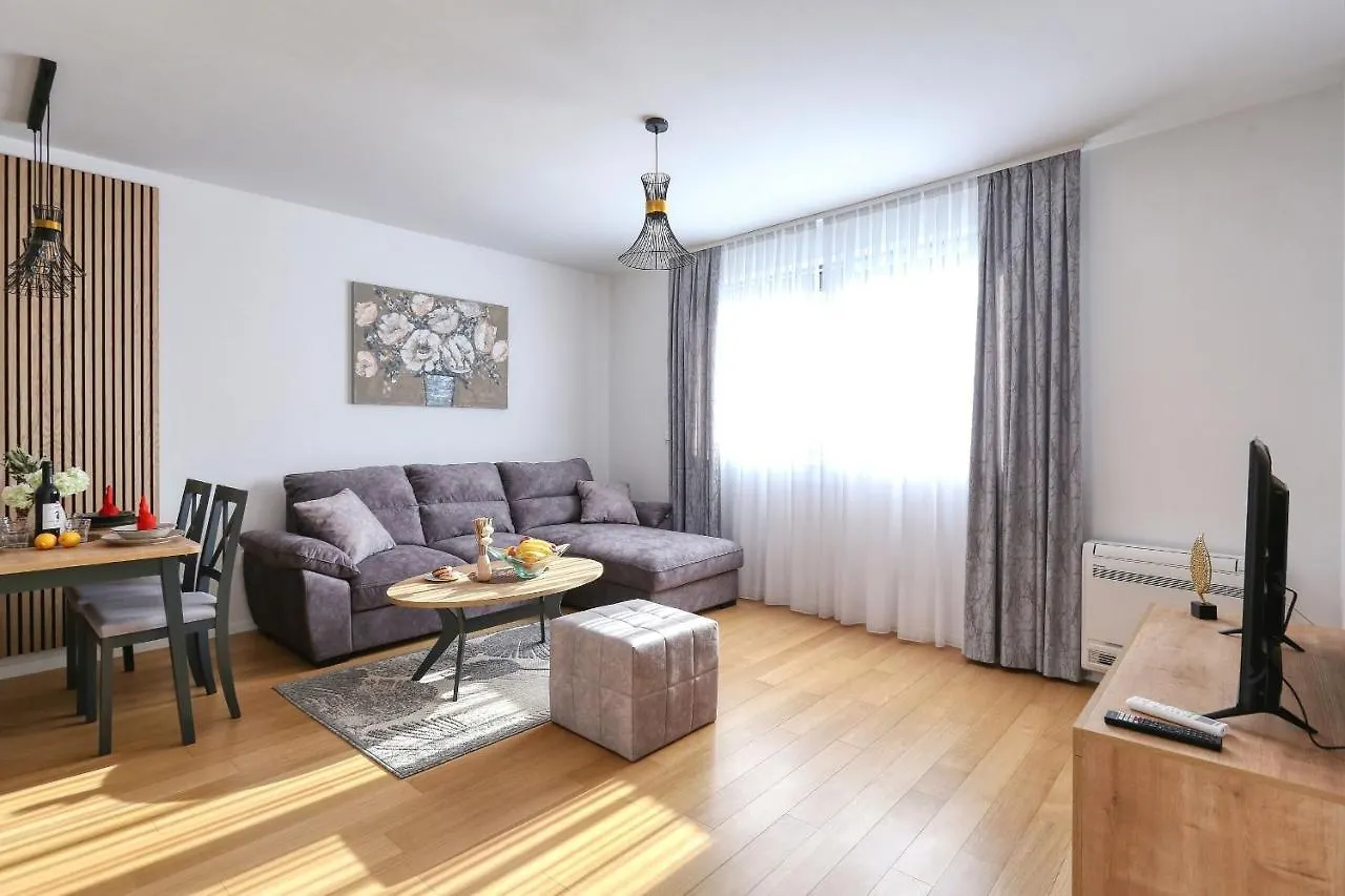 Apartments Perla With Free Parking Zadar