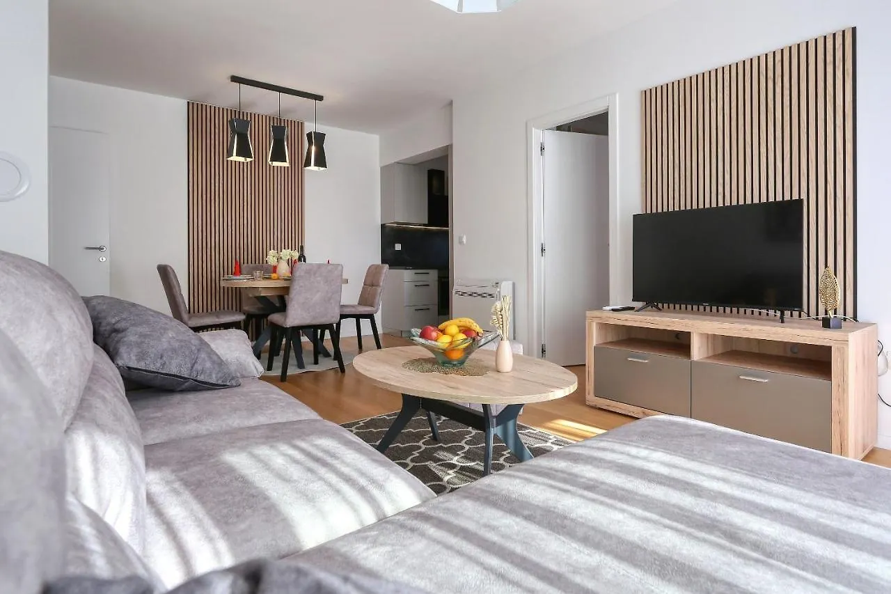 Apartments Perla With Free Parking Zadar 0*,